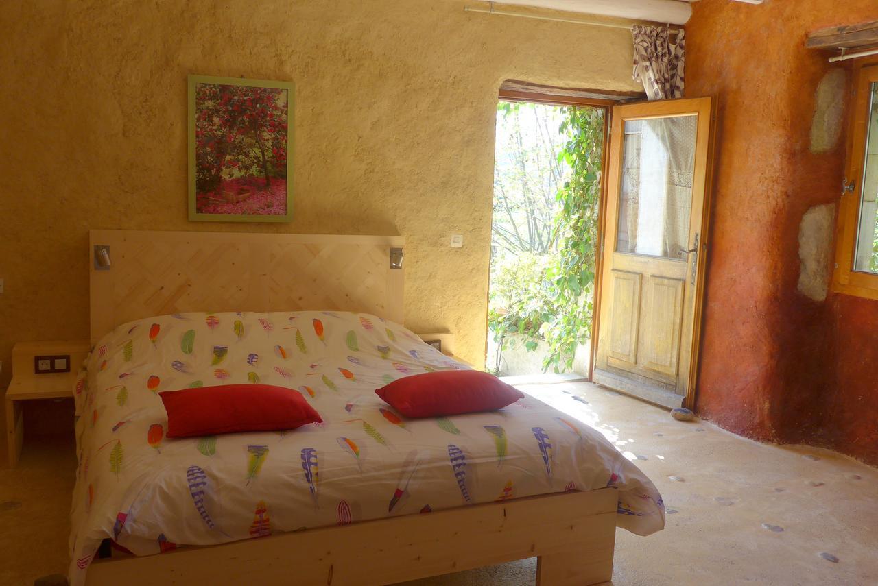 La Colline Bleue Bed & Breakfast Banne Exterior photo